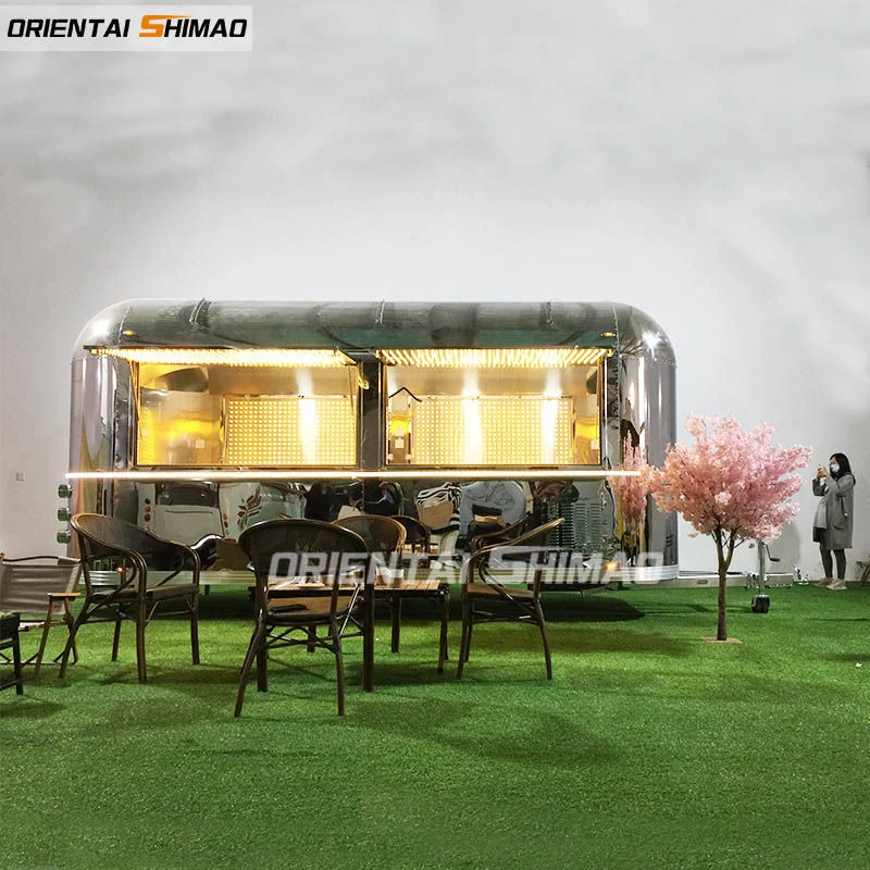 คุณแม่เลี้ยงเดี่ยวตระหนักถึงความฝันของผู้ประกอบการผ่าน Stainless Steel Food Truck